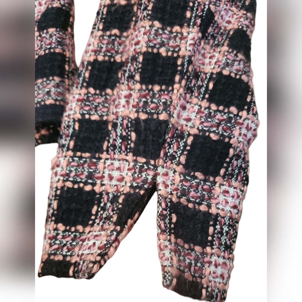 Black and Pink Tweed Pastel Blazer with Tailored Silhouette Size 4 - Picture 8 of 9